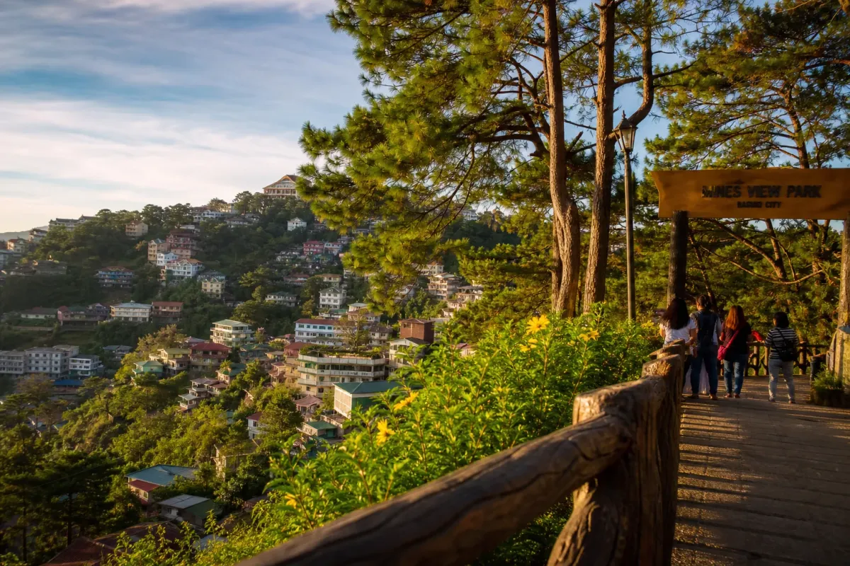 A Baguio City dating guide scene near Session Road, Burnham Park, and mountain cafes